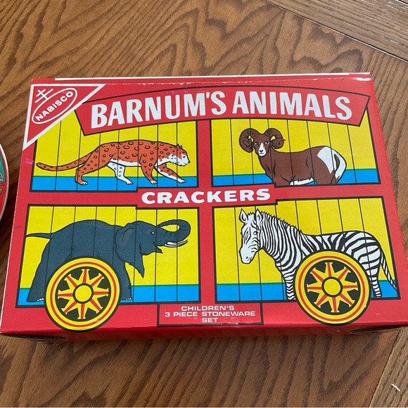 Nabisco Barnum’s Animals Children’s 3 Piece Stoneware Set - Picture 4 of 10